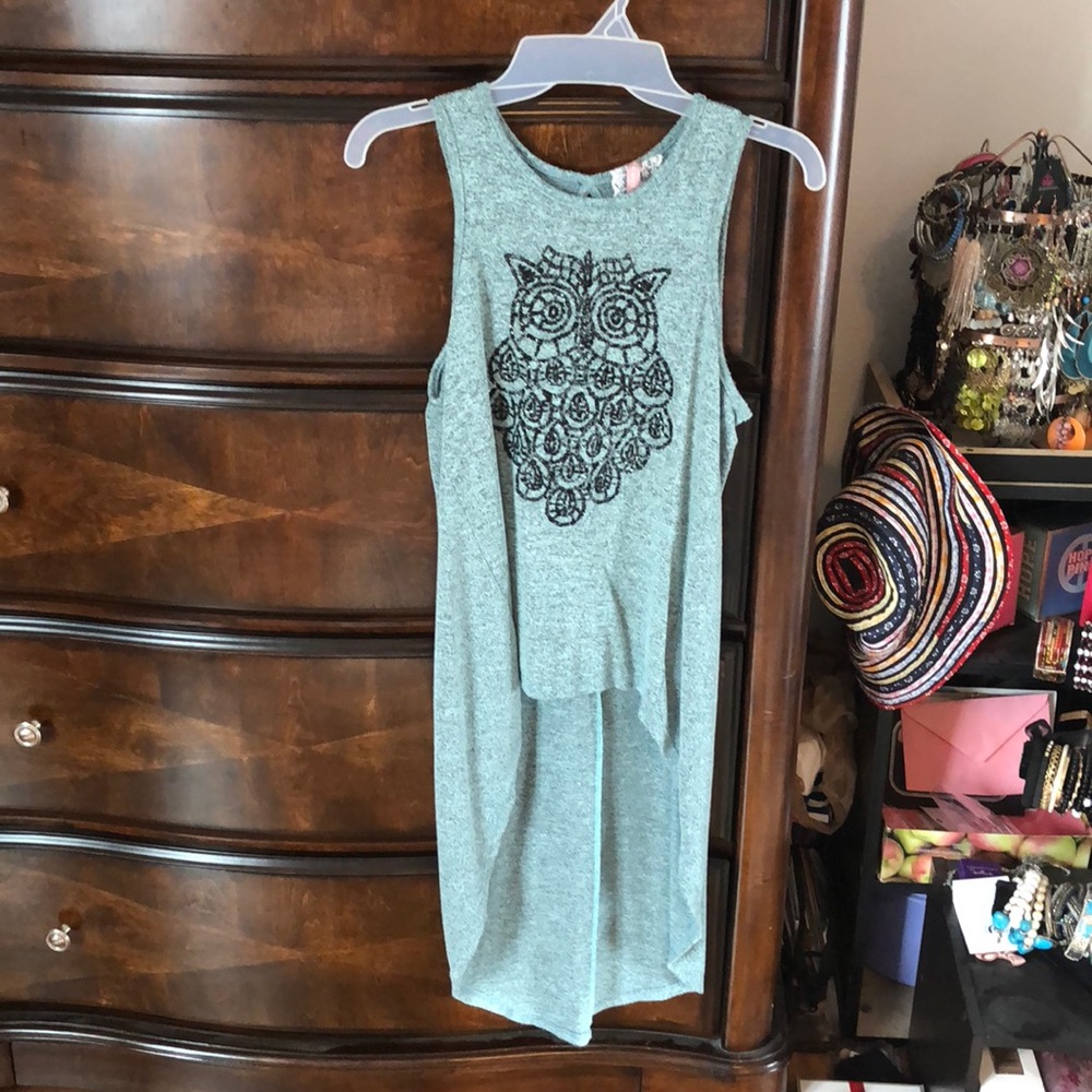 Owl unsymmetrical top